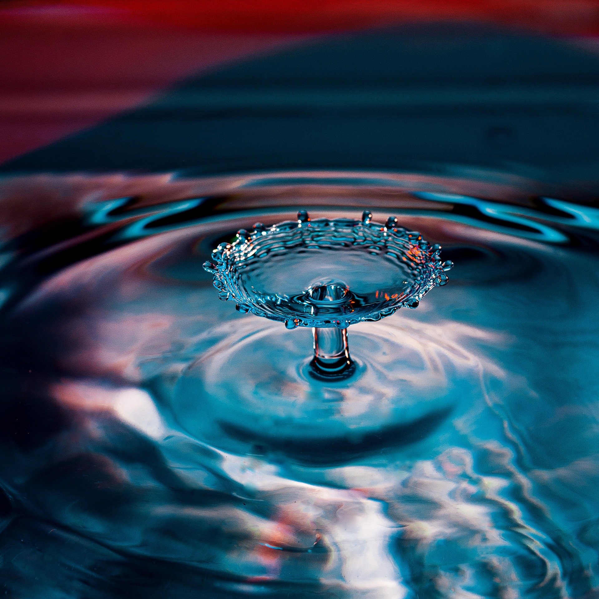magri48-waterdrop-4478783_1920.jpg