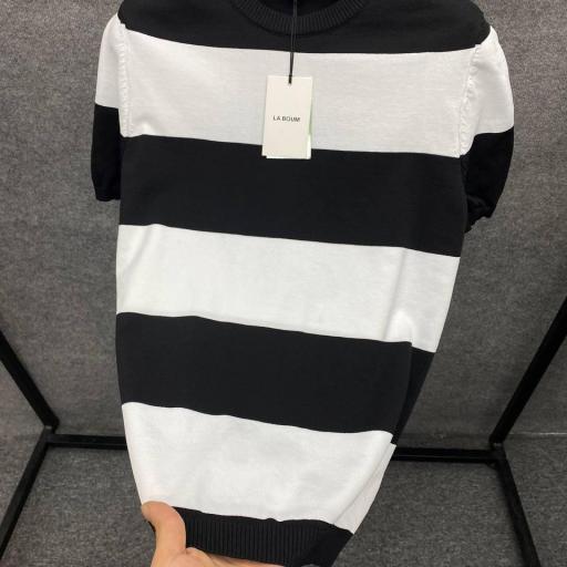CAMISETA BLANCO NEGRO