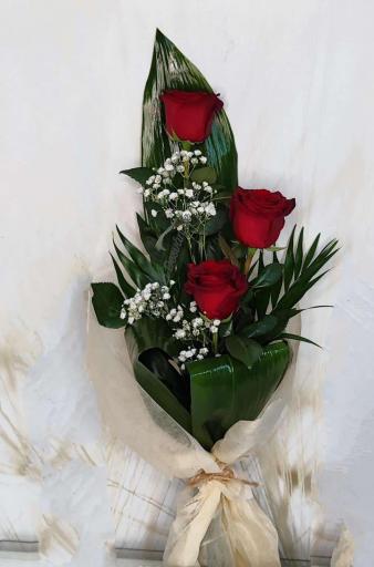 Ramo de 3 Rosas rojas SOLO EN TIENDA