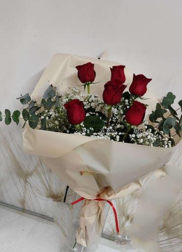 Ramo de 6 rosas rojas desde