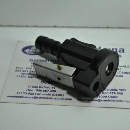 Conector combustible hembra (equivalente Yamaha) 5/16" Easterner [3]