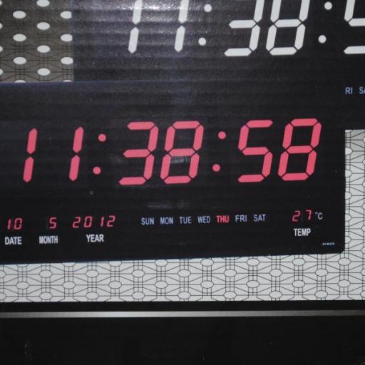 Reloj pared digital led.   [1]