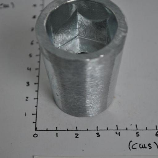Ánodo de zinc radice hexagonal para eje de 30 mm Zineti [1]