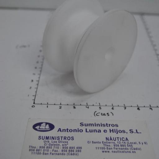 Roldana (cojinete) de plástico de 68 mm x 40 mm para puntera de proa [5]