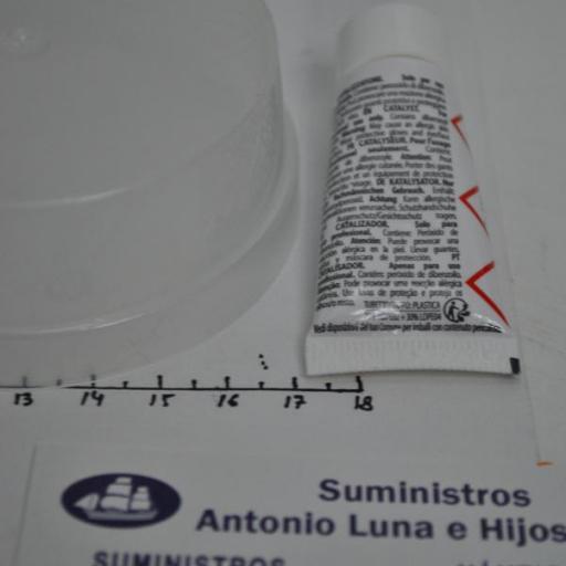 Masilla de poliéster con fibra de vidrio Stuk Car Glass 200 ml. Impa [6]
