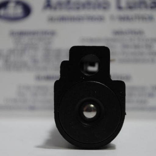 Conector combustible hembra (equivalente Yamaha) 3/8" Easterner [1]