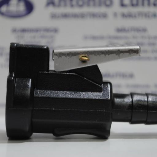Conector combustible hembra (equivalente Yamaha) 3/8" Easterner