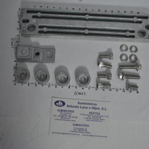 Kit de ánodos de aluminio (equivalente) para motores Suzuki de 90-140hp RecMar [1]