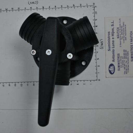 Válvula de tres vías en "Y" de nylon de 1 1/2" (38mm) AAA [1]