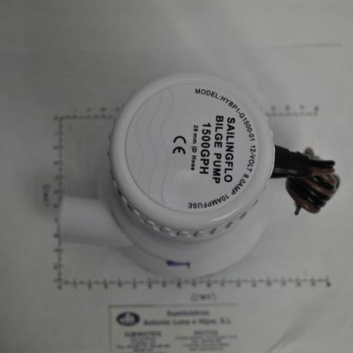 Bomba de achique sumergible 12V  1500GPH Sailingflo [1]