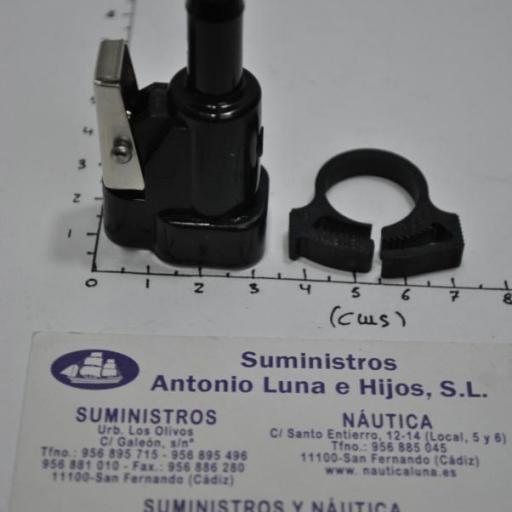 Conector de combustible hembra de 3/8" 0775641 original Johnson Evinrude [1]