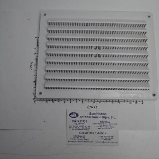 Rejilla de aire rectangular blanca de 157 x 200 mm [2]