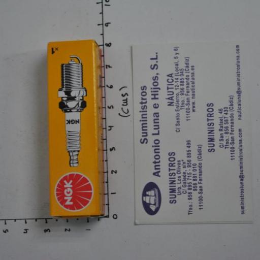 Bujía NGK CR4HSB [1]