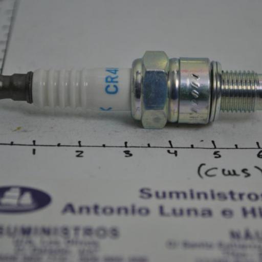 Bujía NGK CR4HSB