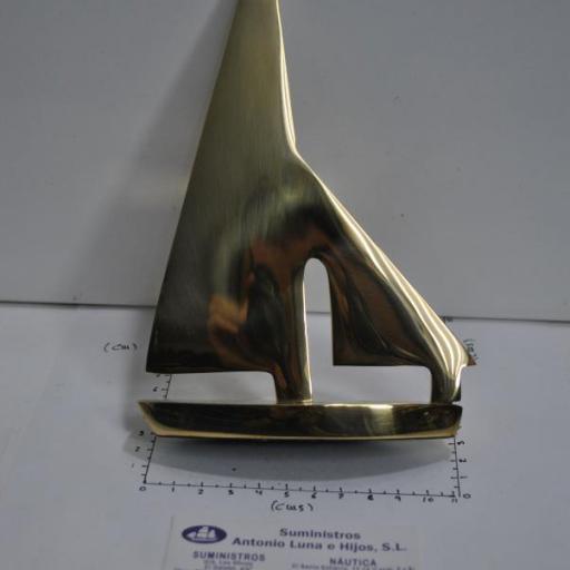 Velero de latón decorativo de 18.80 x 12.00 x 3.50 cm [2]
