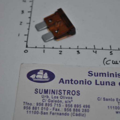 Fusible tipo "ATO" de 19 x 19 mm [7]