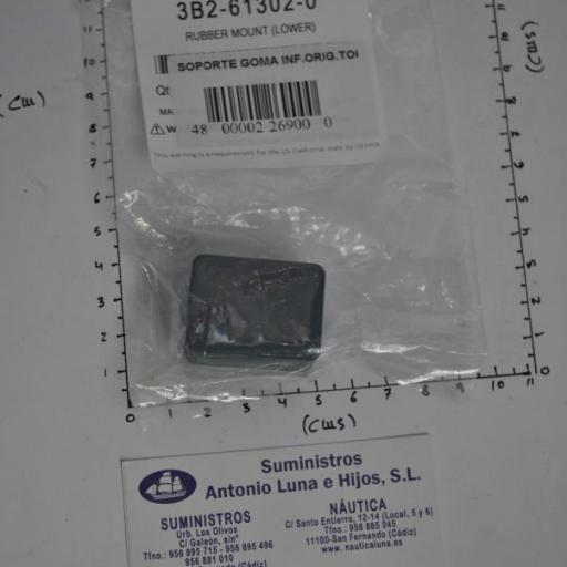 Soporte de goma inferior lateral 3B2-61302-0 original Tohatsu [7]