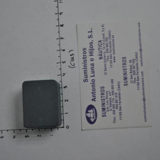 Soporte de goma inferior lateral 3B2-61302-0 original Tohatsu [4]