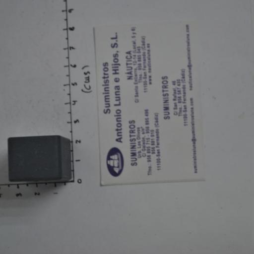 Soporte de goma inferior lateral 3B2-61302-0 original Tohatsu [6]