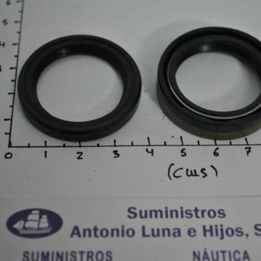 Kit (2 ud) de retenes del eje de la hélice (equivalentes 853807 y 853808 Volvo) RecMar [2]