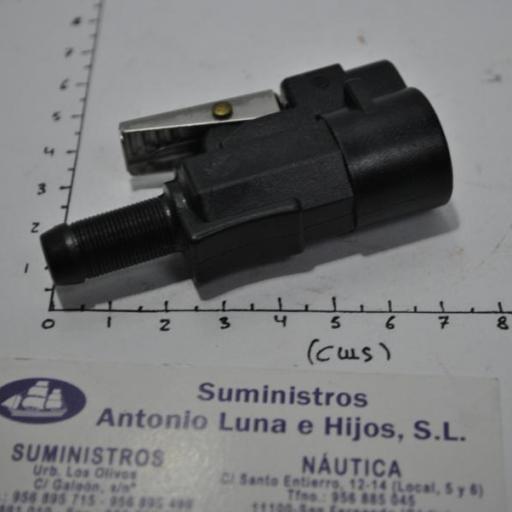 Conector combustible hembra (equivalente Yamaha) 3/8" Attwood [5]