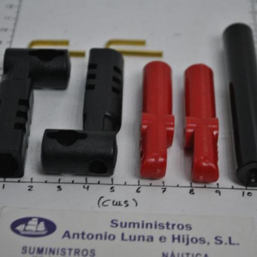 Kit para adaptar cables de mando (tipo C2 o C8) a motores Mercury de Riviera [1]