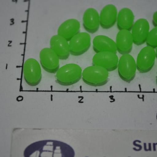 Bolitas duras ovaladas perforadas fosforescentes para bajos de línea Kali