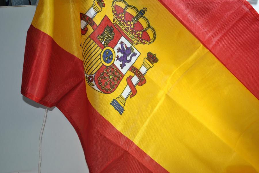 Comprar Bandera Española Con Escudo ¡Mejor Precio!