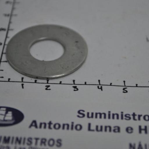 Arandela plana (similar a Din-125) de acero inoxidable A4 para tornillos de rosca UNC [1]