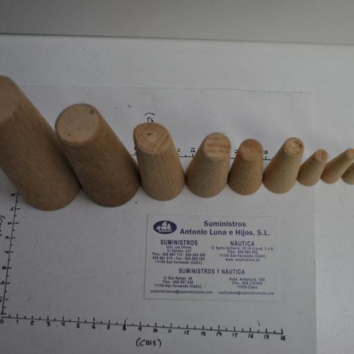 Juego de 10 espiches cónicos de madera (desde 5x12x35 hasta 31x44x113) [3]