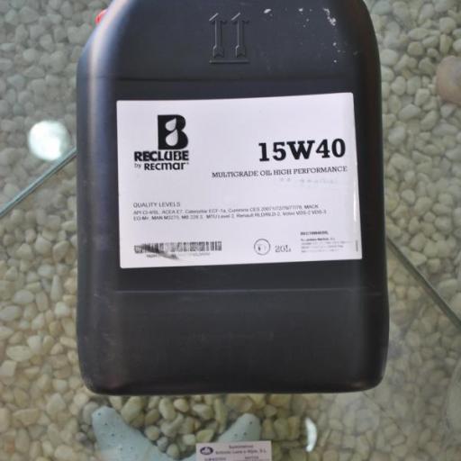 Aceite mineral 15W40 de 20 litros RecLube [2]
