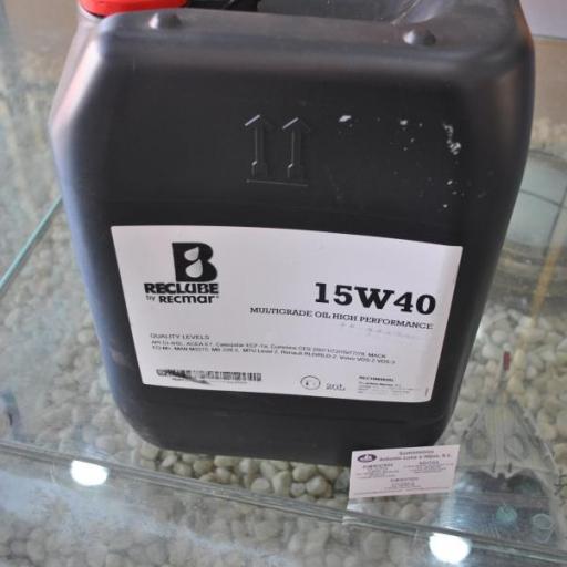 Aceite mineral 15W40 de 20 litros RecLube [6]