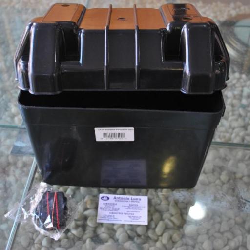 Caja de batería de 270 x 190 x 200 mm [3]
