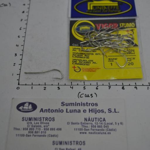 Anzuelo torcido con doble pico de loro y punta recta LF 440N Lineaeffe [6]