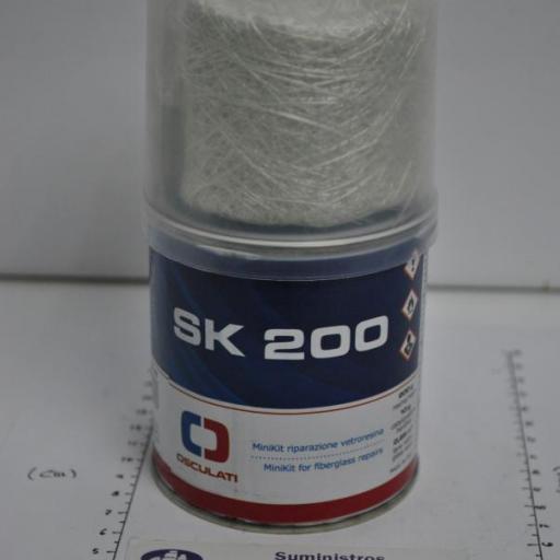 Kit de reparación de resina de poliéster con fibra de vidrio SK200 de 200 gr Osculati