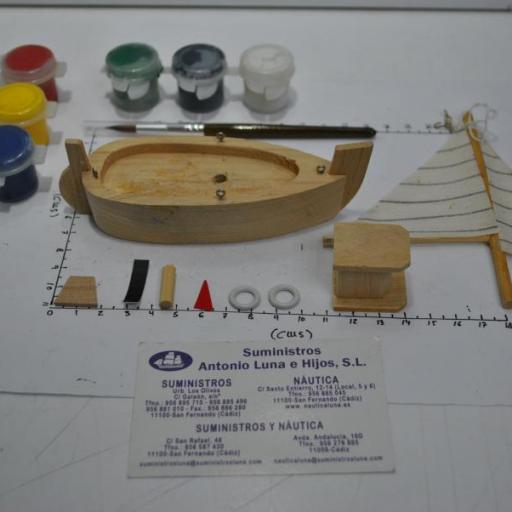Barquito para montar y pintar Artesfer [1]