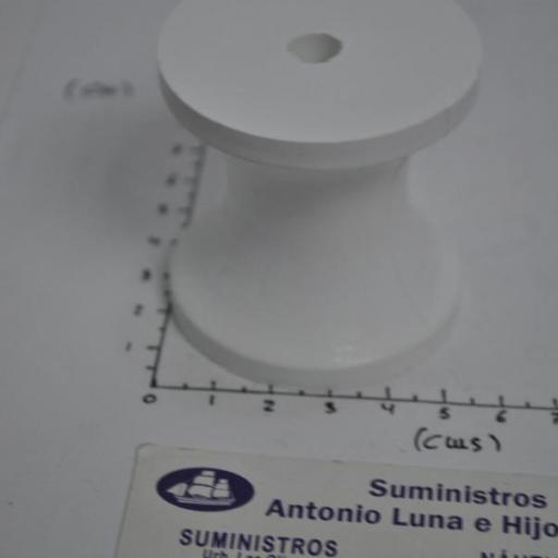 Roldana de nylon blanca para puntera de proa de eje de 8,3 mm Osculati [4]