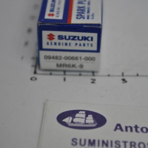 Bujía 09482-00661 original Suzuki [7]