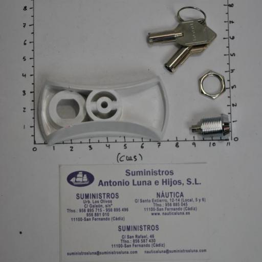 Kit de cierre de escotilla blanco Plastimo [1]