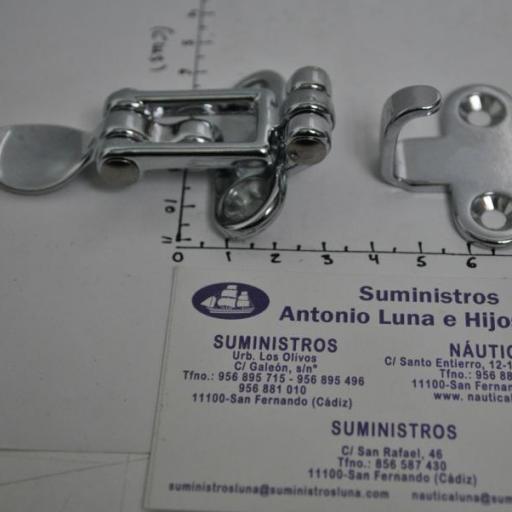 Cierre de escotilla de 95 x 46 mm de latón cromado [7]