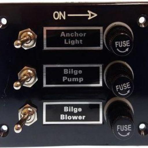 Panel eléctrico negro 12V de 3 interruptores Goldenship [2]