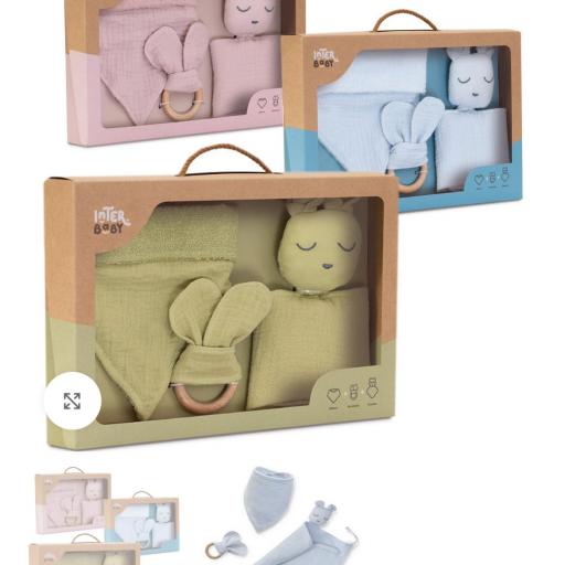 Caja regalo babero, mordedor y DOUDOU  [1]