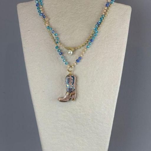 Collar Bota Charra, Truhanas