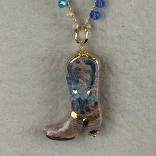 Collar Bota Charra, Truhanas [1]