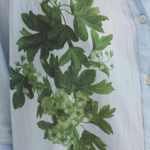 Camisa azul con estampado floral nice things [1]