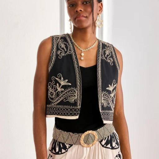CHALECO BORDADO BICOLOR - NEGRO NKNnekane  [1]