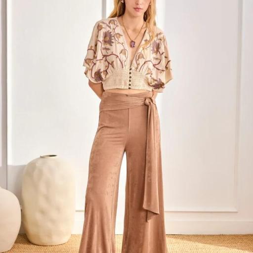 BLUSA CROPPED FLORES BORDADAS - CRUDO NKNnekane  [1]