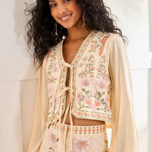 Blusa romántica flores y lazos Nud NKN