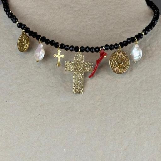 Collar Madonna Truhanas