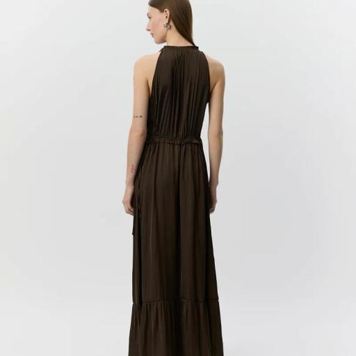 Vestido largo con cuello halter Sofie Schnoor [3]